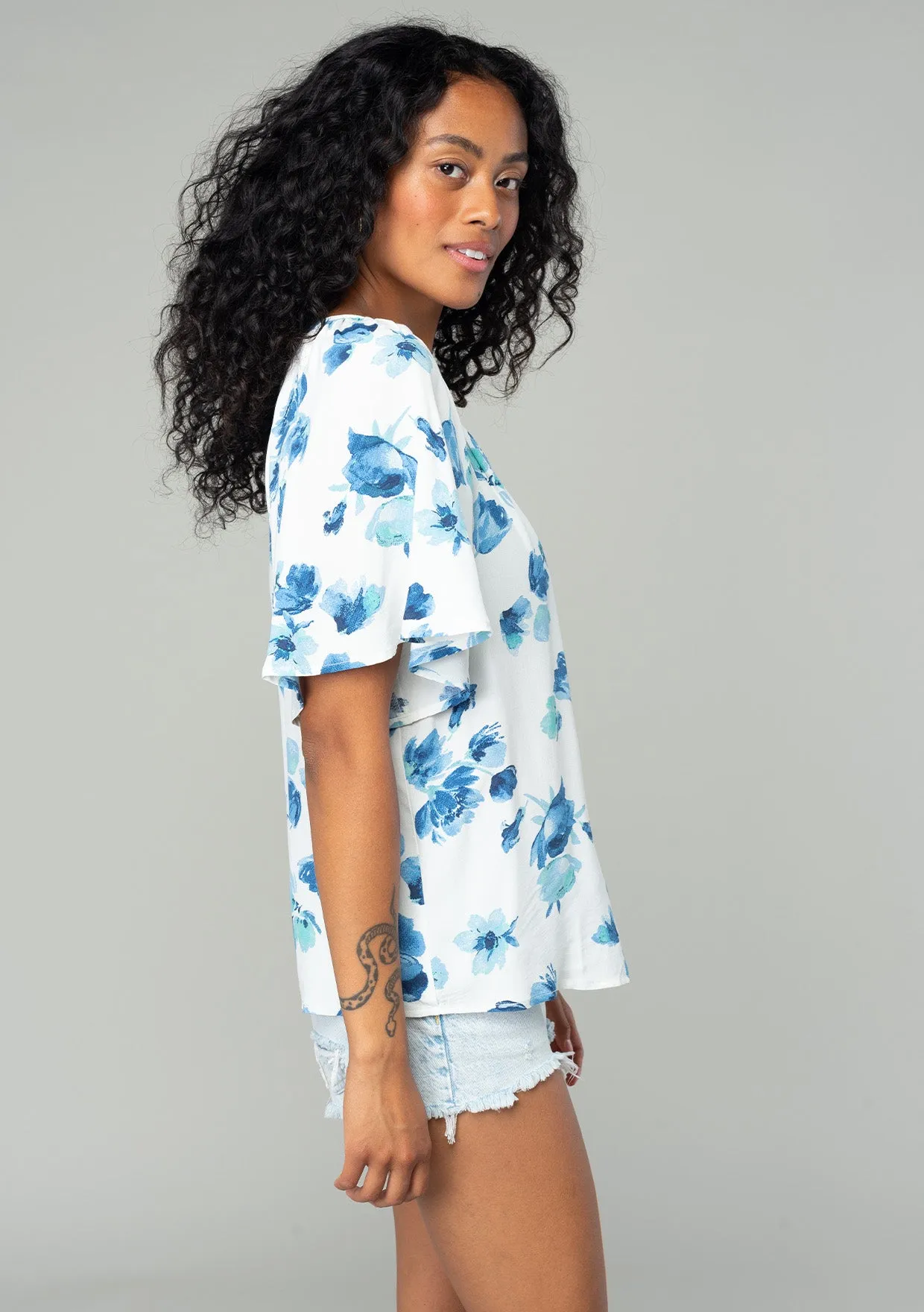 Floral Flutter Sleeve Loop Button Front Blouse