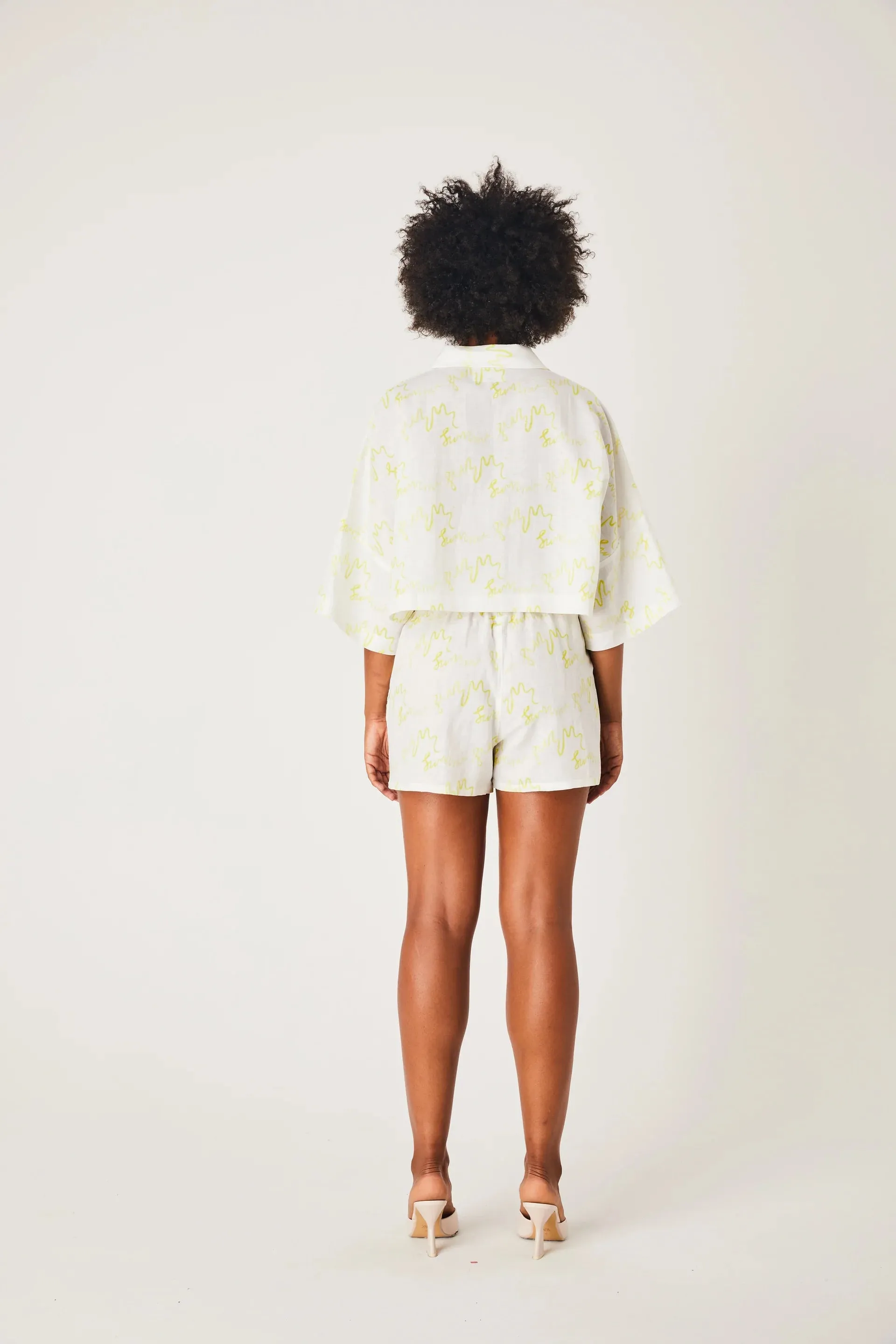 Linen Cropped Shirt- Ms Hadimi Lover