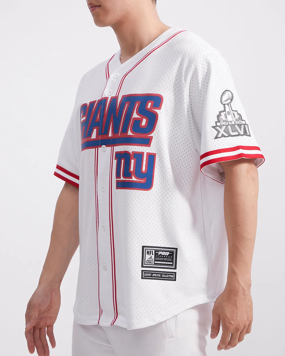 NFL NEW YORK GIANTS LOGO CLASSIC MESH BUTTON UP SHIRT (WHITE/RED)