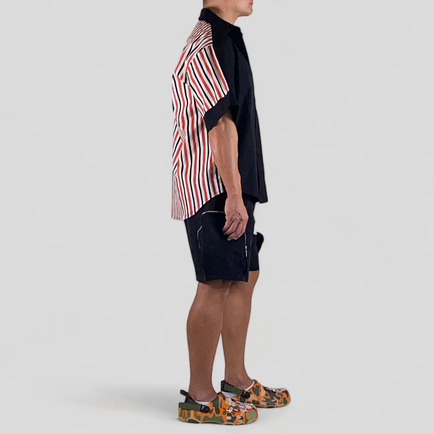 Oversized fit short sleeve shirt with striped back