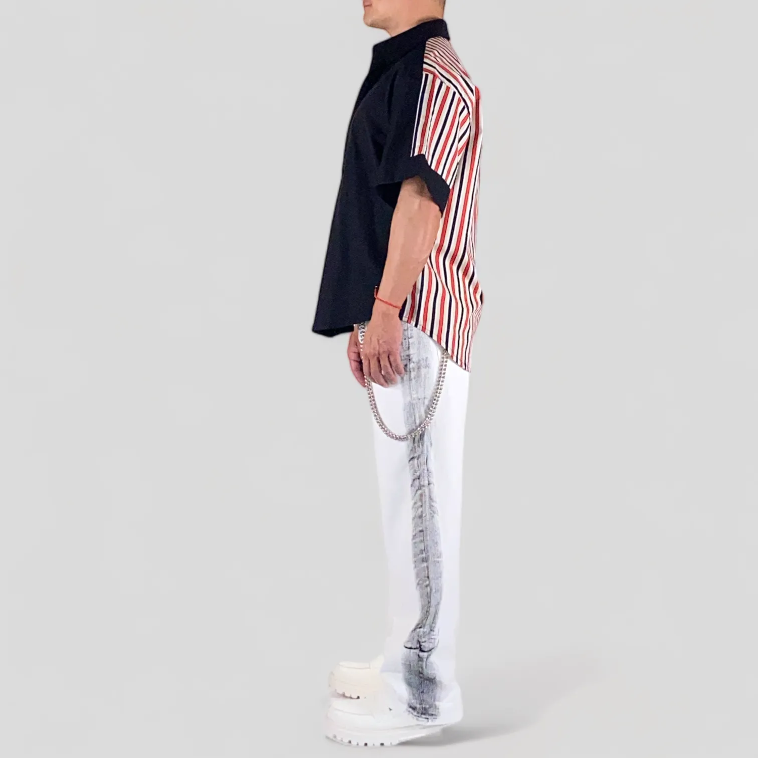 Oversized fit short sleeve shirt with striped back