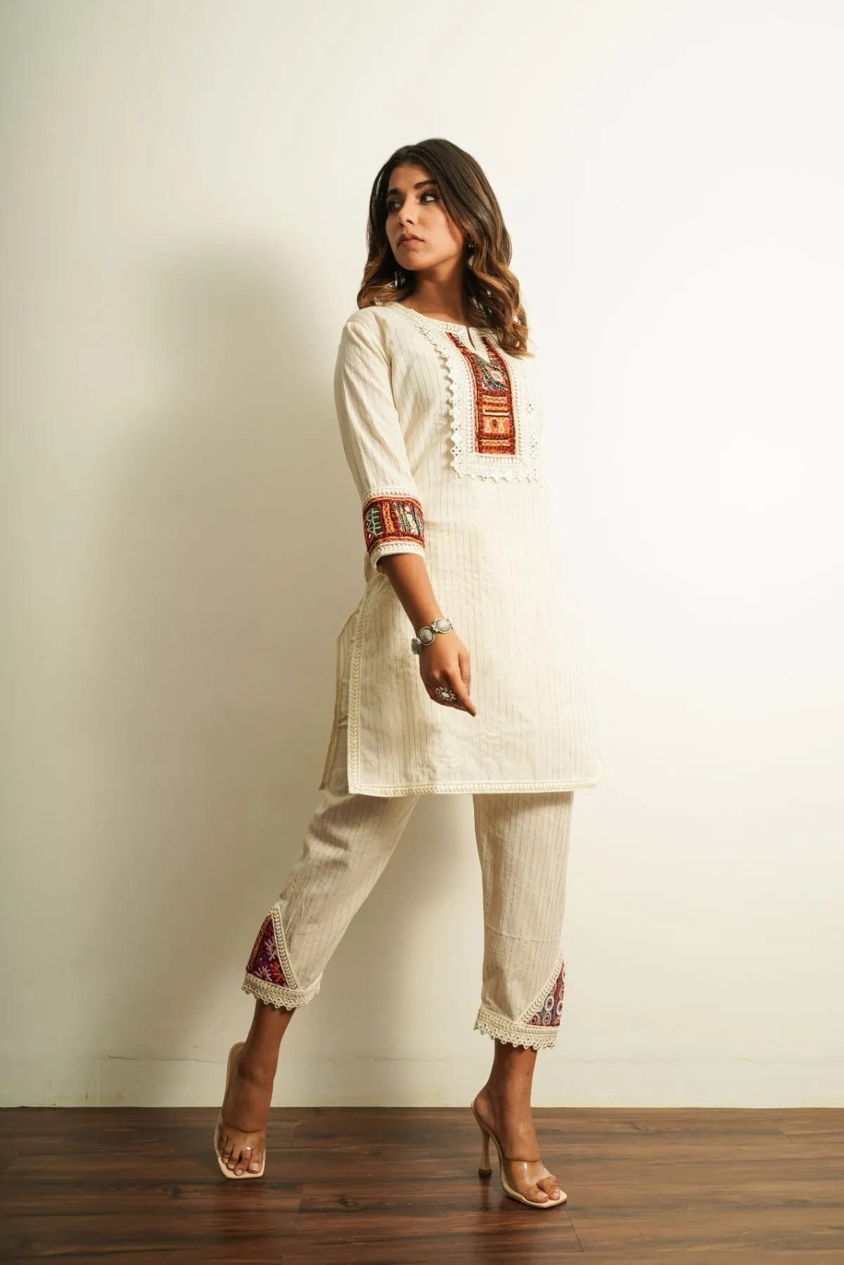 White Embroidered Cotton Kurta